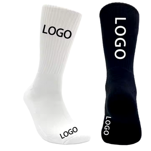 100% Polyester Athletic Crew Chaussettes pour Hommes Blanc Noir Basketball Chaussettes avec Logo Personnalisé Mode coton OEM chaussettes de sport - Product Image 5