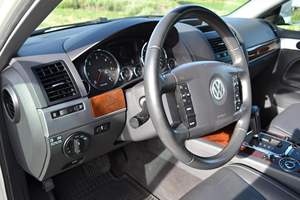 VOLKSWAGEN TOUAREG TDI 2009 USADO, Volante a la Izquierda/Derecha - Product Image 3