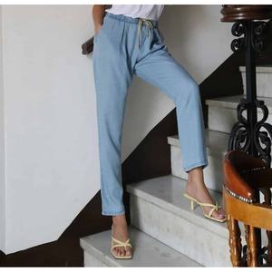 Mandy Elastic Pantalons et Pantalons pour femmes pour TENCEL DENIM ACID - Product Image 1