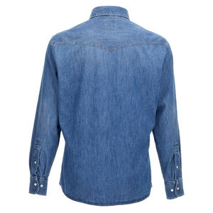 Camisa vaquera resistente para hombre hecha con tela cómoda y acabado de puntada limpia - Product Image 2