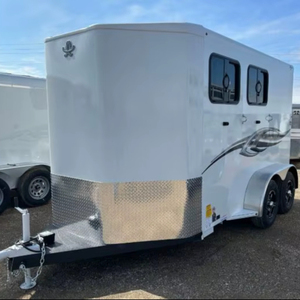 Remolque para Caballos Titan Royal II 2025 Nuevo, con Doble Puerta Trasera, Disponible a Bajo Precio - Product Image 1