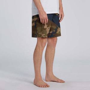 Shorts de sport pour hommes grande taille en toile de coton respirante, style urbain, avec logo personnalisé OEM et impression par sublimation - Product Image 4