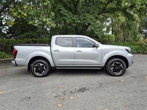 Voiture d'occasion <span class=keywords><strong>Nissan</strong></span> Navara ST-X 2.3D/4WD/7AT 2024, modèle Safety PICKUP, prête à être expédiée. - Product Image 4