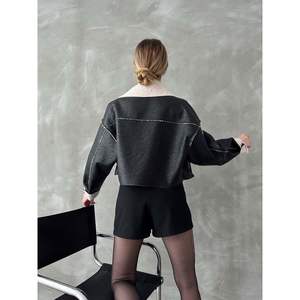 Wholesale Women's Nubuck <b>Fur</b> Collar <b>Coats</b> Faux <b>Leather</b> Outerwear Collection - Product Image 3