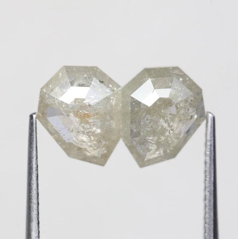 สีเทาเรียบง่าย