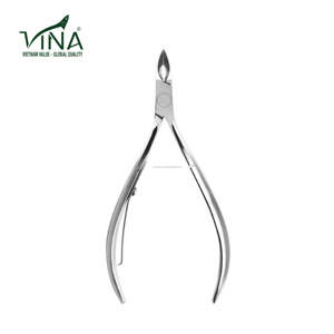 Pinza para cutículas de acero al carbono gris Vina, doble resorte, mango ergonómico, grado de salón - Product Image 1