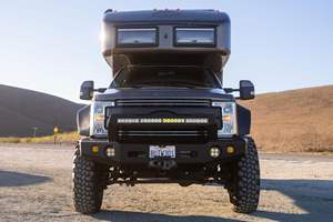 Camioneta Ford F-550 Super Duty 4x4 EarthRoamer Xpedition XV-LTS 2018 Usada en Buen Estado, Autocaravana de Lujo Todoterreno, 12600 Millas, Motor Turbodiésel - Product Image 3