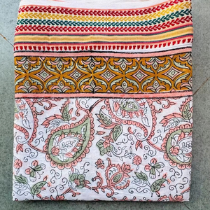 Best Selling Comfortable Cotton Women's Long Beach Towel & Sarong Soft Animal Pattern Digital Printing Custom Logo 1 Piece - Product Image 1