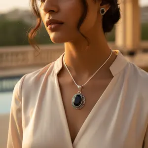 จี้เงินแท้ 925 ประดับพลอยออนิกซ์สีดำทรงเหลี่ยมมรกต ฝังเพชร ทำด้วยมือ ชุบทองคำขาว ประดับพลอยสำหรับผู้หญิง พร้อมพลอยอะมีทิสต์และแพลตตินัม - Product Image 1