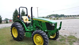 Tracteurs agricoles John deer 4wd assez usagés à vendre à bas prix - Product Image 3