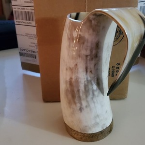 Taza de cuerno para beber de 500ml ecológica con empuñadura, vasos de café almacenados para fiestas, incluye bandeja - Product Image 5