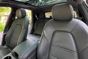 Porsche Cayenne E-Hybrid 2019 de Alta Calidad, Super Limpio, Listo para Enviar - Product Image 6