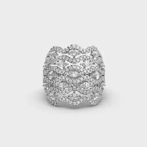 Queen Elizabeth Original Lab Grown Bague de fiançailles multi-pierres Bague de mariage de style princesse coupe marquise - Product Image 4