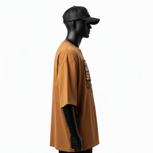 T-shirt ample pour homme, qualité supérieure, jersey de coton 220 GSM, texture lisse, marron, coupe ample, imprimé en relief - Product Image 3