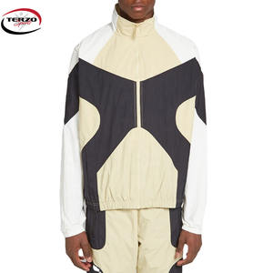 Conjunto de chándal de poliéster 100% para hombre, cortavientos transpirable, estampado personalizado para la temporada de otoño de talla grande, venta al por mayor - Product Image 2