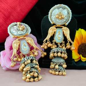 หินมอสซาไนท์เหมือนสีเงิน Jhumkas สำหรับผู้หญิงทำจากทองเหลืองผิวเคลือบสีเงินสารออกซิไดซ์เป็นมิตรต่อผิว - Product Image 2