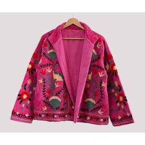 Veste bohème en velours Suzani fabriquée à la main, brodée indienne, style ethnique, manches longues, motifs personnalisés, idéale pour l'hiver - Product Image 2