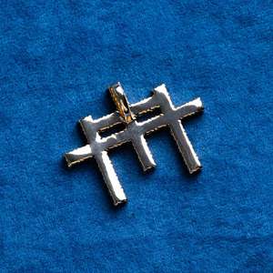 High Quality 925 <b>Silver</b> VVS Moissanite Pendant for <b>Men</b> Fully Iced Hip Hop Triple <b>Cross</b> Design Customized Necklaces - Product Image 2