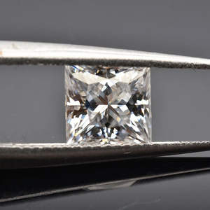 เพชรโมอิสเจียระไนแบบเจ้าหญิง6มม. หินรูปตัว D ได้รับการรับรอง VVS1อัญมณีวิบวับคุณภาพสูงสำหรับเป็นเครื่องประดับ - Product Image 3