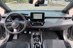 CLEAN 2024 para GR Corolla Premium, Volante a la Izquierda, Emisión Euro V - Product Image 3