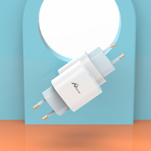 Carte réseau Type-C PD 20W Câble chargeur Chargeurs de téléphone portable Chargeur portable YTC-07 Adaptateur réseau - Product Image 5