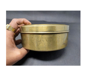 ภาชนะบรรจุโบสถ์ทองเหลืองชั้นเยี่ยมกล่องโรตีสำหรับใช้ในครัว - Product Image 4