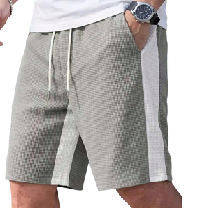 Shorts mi-longs pour homme en tricot gaufré doux, design color block avec bande latérale, cordon de serrage, élastique, décontracté, léger, séchage rapide, pour l'été - Product Image 1