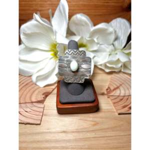 Anillo de Latón Elegante Tillie Jon con Palomino, Variscita y Plata de Ley, Baño de Oro Rosa de 18k, Talla 7, Ideal para Regalo - Product Image 1