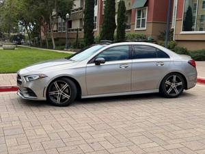Mercedes-Benz Classe A 220 4MATIC Luxe d'occasion à prix réduit, modèle 2019, à vendre - Product Image 4