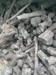 Carbón Vegetal Negro de Baja Emisión de Humo PACIFIC CARGO Premium, Madera de Café de Vietnam, Alto Rendimiento de Calor para Parrilla y Uso Industrial - Product Image 5