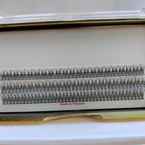 Extensiones de Pestañas Largas Naturales Hechas a Mano con Pelo Sintético de 10 mm, Personalizadas por un Fabricante Profesional de Vietnam, Maquillaje de Belleza Pre-fabricado - Product Image 1