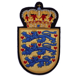 Venta al por mayor logotipo personalizado 3D bordado parches tácticos parches de cresta hechos a mano lentejuelas coser imán tela latón uniformes - Product Image 4