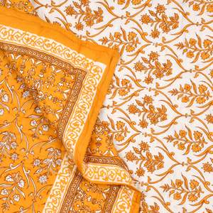 Handmade Cotton <b>Quilt</b> <b>Single</b> Size Kantha Pattern Light Yellow Hand Block Print for Light Winters (150x225 Cm) - Product Image 5