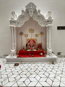 Templo Mandir de Mármol Pulido Hecho a Mano al por Mayor para Uso Doméstico, 120x120 cm, Modelo con Patrón, de Proveedor de India - Product Image 4