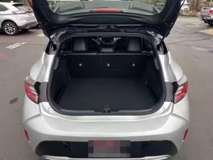 Corolla Hatchback Sport Editions 2019 d'occasion en parfait état, conduite à gauche/droite, livraison rapide en France - Product Image 3