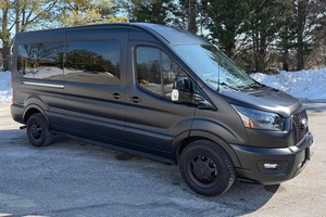 Ford Transit 250 AWD 2023 - Product Image 2