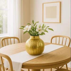 Florero de aluminio contemporáneo con forma geométrica y acabado negro mate adecuado para la decoración del hogar y el hotel de alta gama - Product Image 5