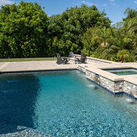 Piscine hors sol avec système de pompage, piscine de jardin extérieure pour la maison