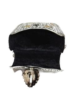 Pochette en laiton élégante faite à la main Design unique de haute qualité Grande capacité Soirée Événements Occasions de mariage Chaîne basse côte - Product Image 6