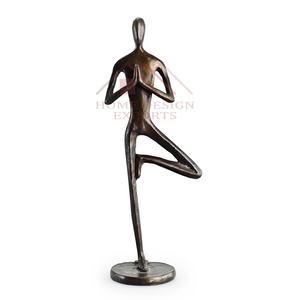 Sculpture de Figure de Yoga en Aluminium/Sculpture de Figure humaine de Yoga de placage d'argent en métal de haute qualité pour la décoration de la maison - Product Image 1