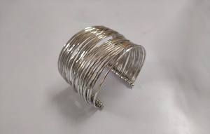 Manchettes en métal en laiton de forme fine et bracelets et bracelets en métal en laiton destinés à la revente par des créateurs de bijoux - Product Image 2