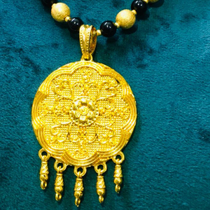 Atrapasueños de Latón Chapado en Oro con Cuentas Azules y Cadena Circular, Amuleto de Moda para Bodas, Atrae Prosperidad, Amor y Vida - Product Image 1