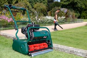 Cortadora de Césped de 6 Cuchillas a Gasolina, Nueva y Usada, para Césped Fino, Jardín y Campo de Golf - Product Image 2