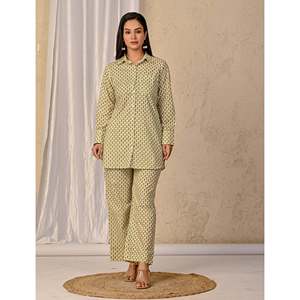 Conjunto de Dos Piezas de Algodón Bordado Barik Butti en Verde Pastel, Estilo Casual, Corte Recto, con Botones, Disponible en Tallas XXL, XL, L, 3XL, 4XL, 5XL, 6XL - Product Image 3