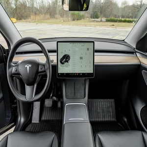Tesla Model Y Long Range AWD 2023 très demandée - Product Image 3