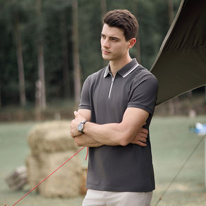 Polo personalizado de golf para hombre de lujo al por mayor, cuello tejido de algodón con cremallera y logotipo personalizado de alta calidad - Product Image 2
