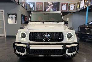 Mercedes-Benz AMG G63 SUV 2026 USADO EN EXCELENTES CONDICIONES ~11 000 Millas V8 Biturbo LHD/RHD Paquete Interior Bajo Kilometraje - Product Image 6