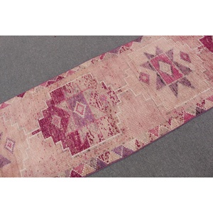 พรมเฮอร์กีตุรกีโบราณ ขนาด 2.8x11.1 ฟุต (85x339 ซม.) พรมขนสัตว์ลายทางสีชมพู - Product Image 4