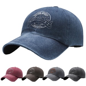 Gorra de béisbol acrílica con estampado digital de 6 paneles - Product Image 3