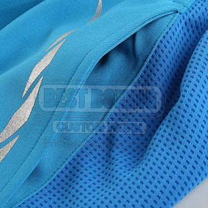 Prix de gros Shorts de sport pour hommes pour l'extérieur Shorts de sport surdimensionnés légers pour hommes avec logo personnalisé - Product Image 6